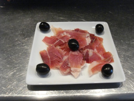 Presunto e azeitonas